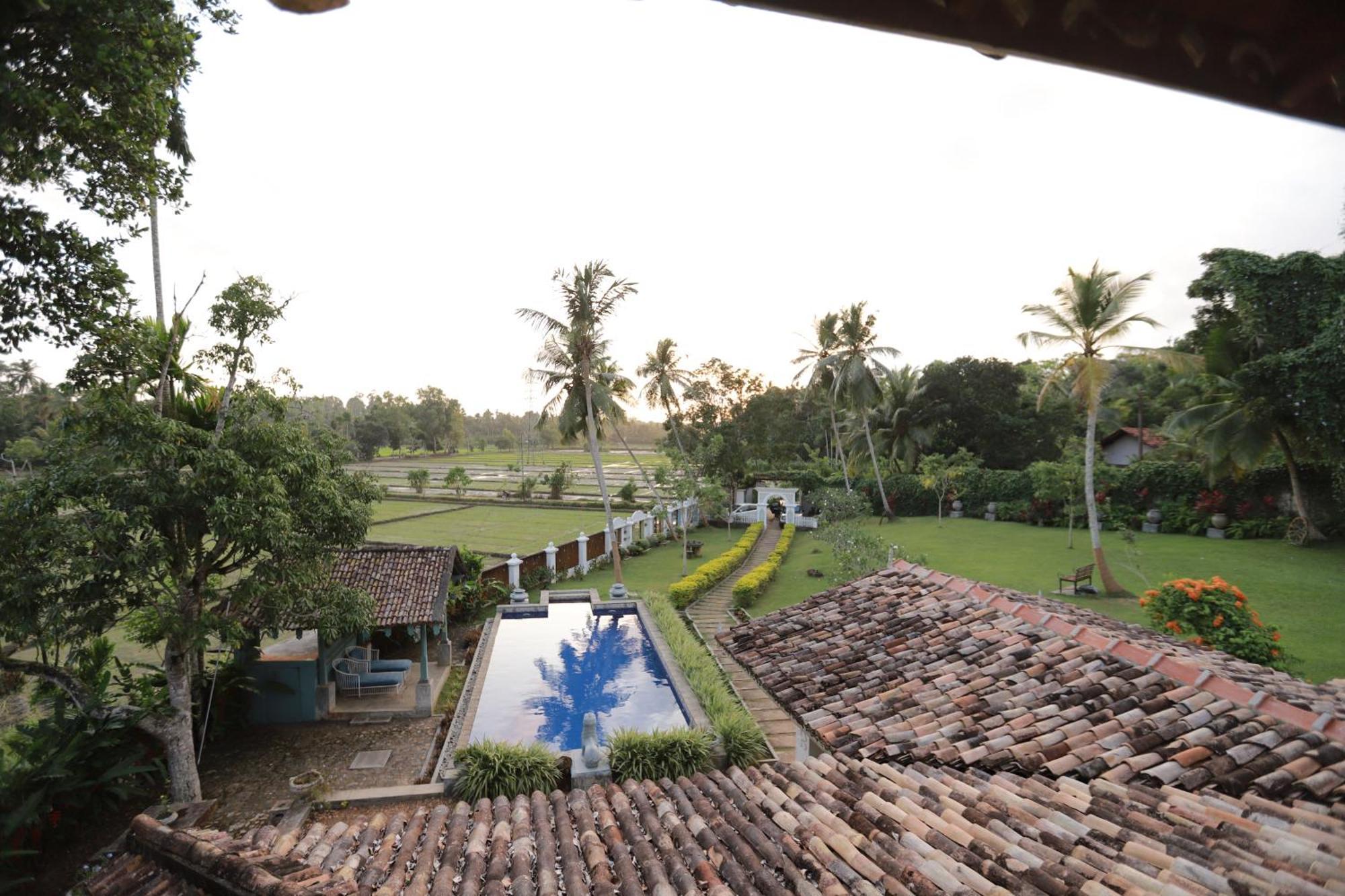 Villa Kubura Hikkaduwa Esterno foto