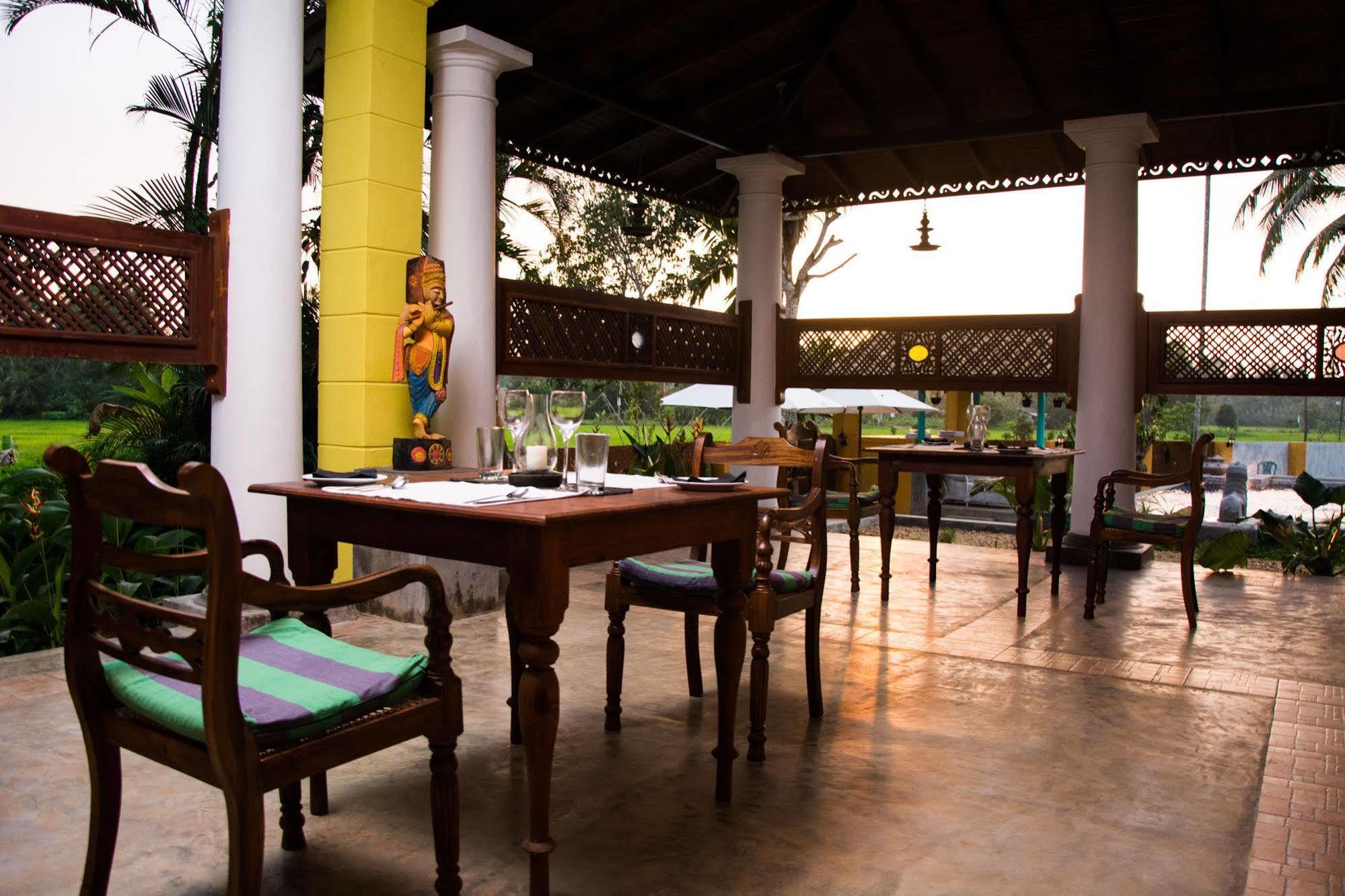 Villa Kubura Hikkaduwa Esterno foto