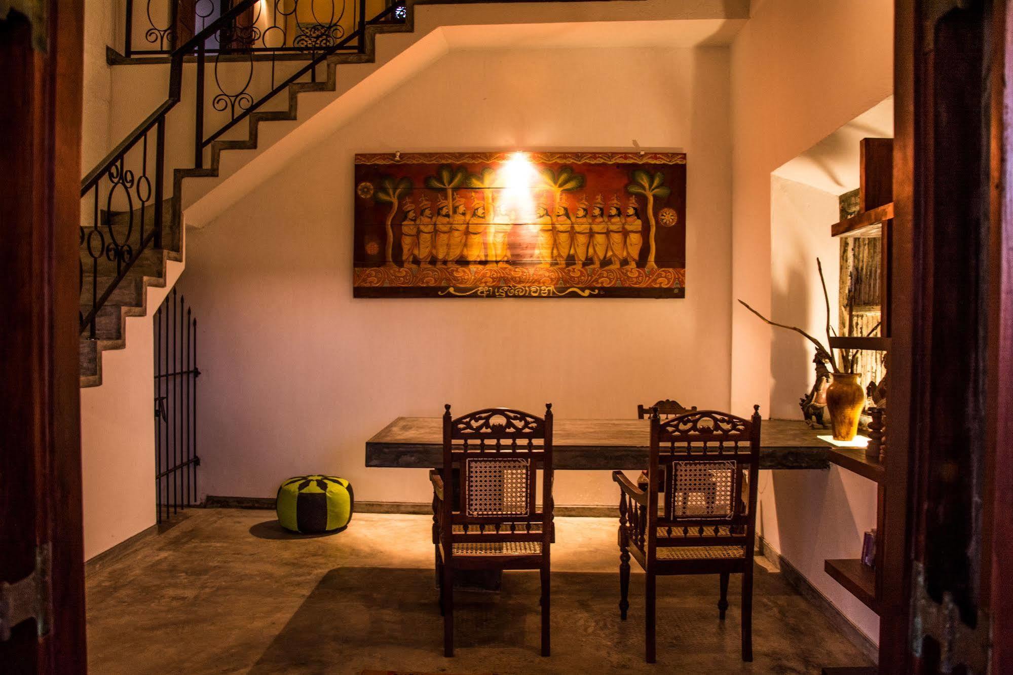 Villa Kubura Hikkaduwa Esterno foto